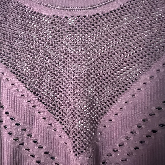 Athleta Mesh Burgundy Tank XL - Picture 3 of 5